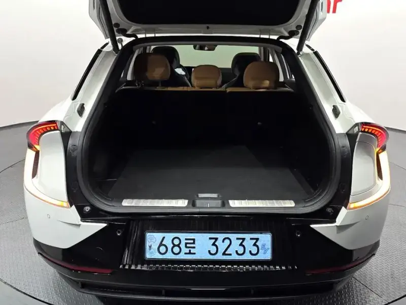 2022 Kia EV6 с пробегом 81 387 км
