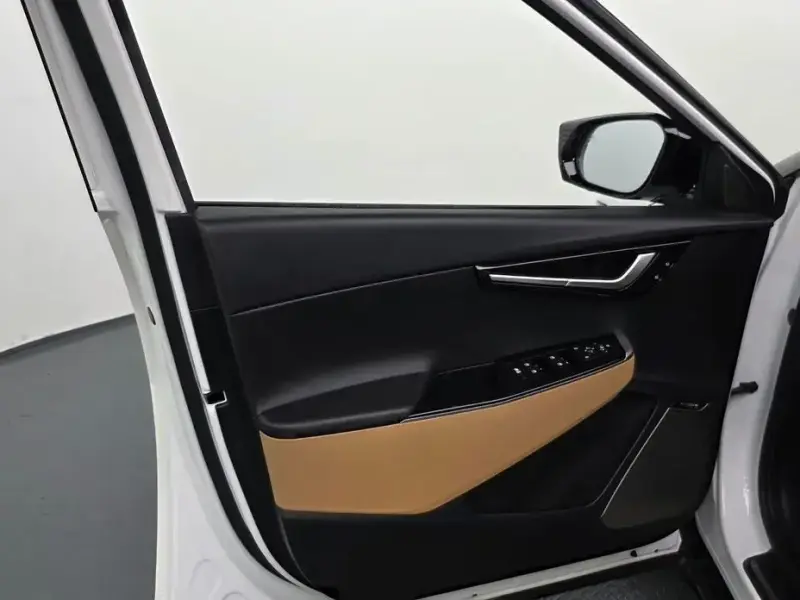 2022 Kia EV6 с пробегом 81 387 км