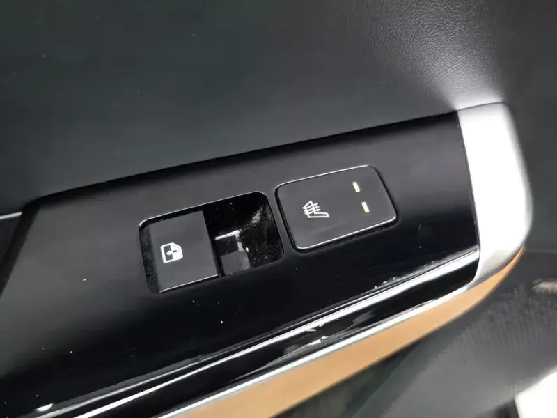 2022 Kia EV6 с пробегом 81 387 км