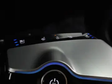 2022 Kia EV6 с пробегом 81 387 км