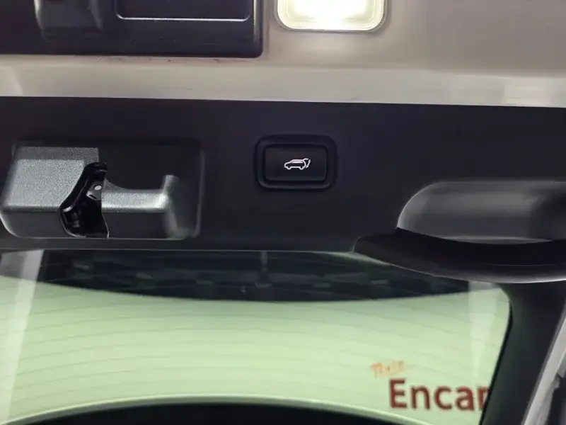 2022 Kia EV6 с пробегом 81 387 км