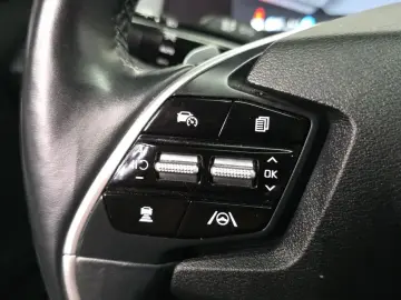 2022 Kia EV6 с пробегом 76 426 км