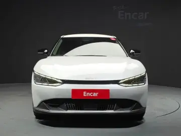 2022 Kia EV6 с пробегом 76 499 км