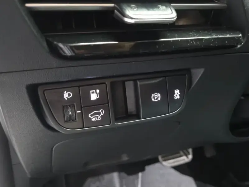 2022 Kia EV6 с пробегом 76 499 км