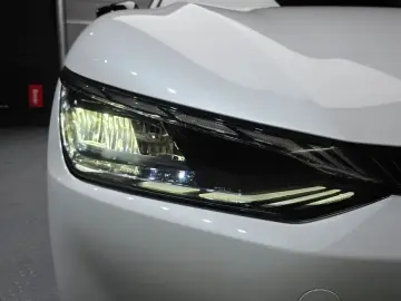 2022 Kia EV6 с пробегом 76 499 км