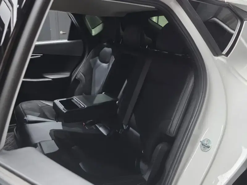 2022 Kia EV6 с пробегом 76 499 км