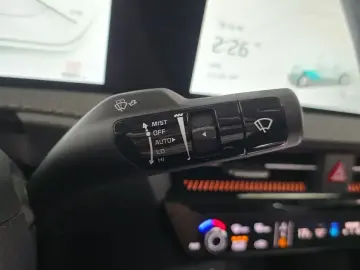 2024 Kia EV6 с пробегом 9 989 км