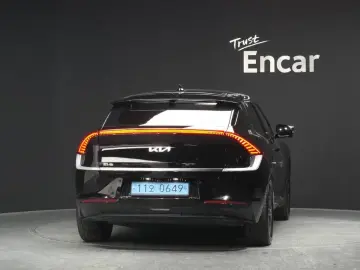 2023 Kia EV6 с пробегом 82 324 км