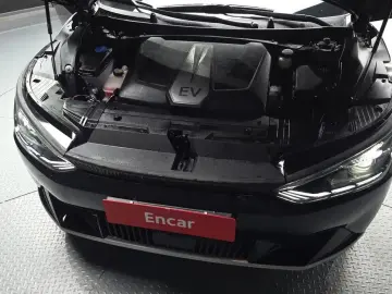 2023 Kia EV6 с пробегом 82 324 км