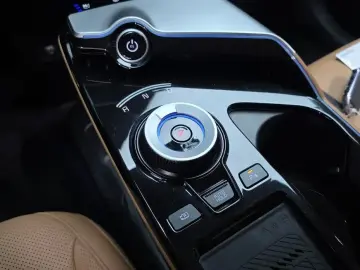 2023 Kia EV6 с пробегом 82 324 км