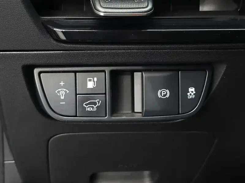 2023 Kia EV6 с пробегом 82 324 км