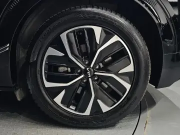 2023 Kia EV6 с пробегом 59 337 км