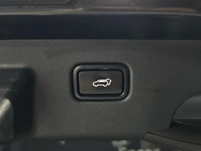2023 Kia EV6 с пробегом 59 337 км
