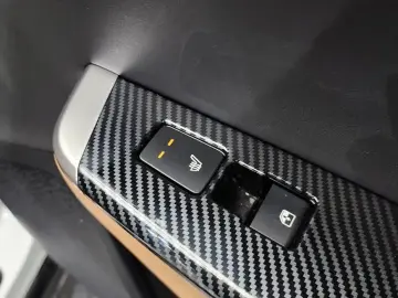 2023 Kia EV6 с пробегом 56 172 км