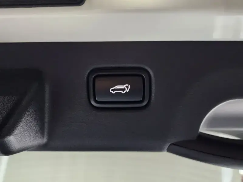 2023 Kia EV6 с пробегом 56 172 км