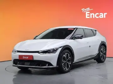 2023 Kia EV6 с пробегом 6 686 км