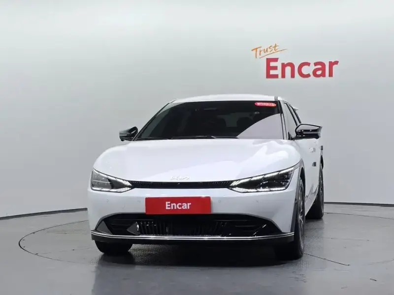 2023 Kia EV6 с пробегом 6 686 км
