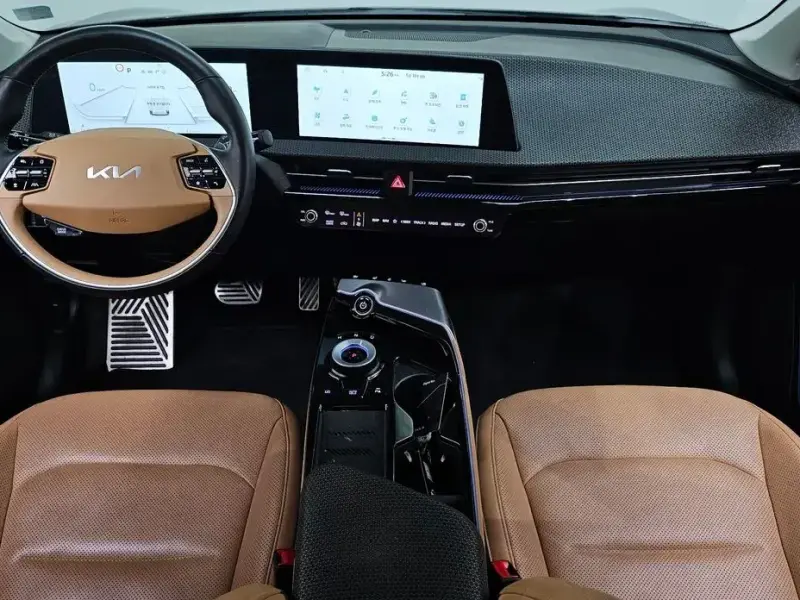 2023 Kia EV6 с пробегом 62 807 км