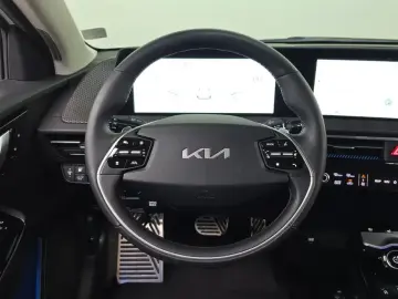 2023 Kia EV6 с пробегом 6 686 км