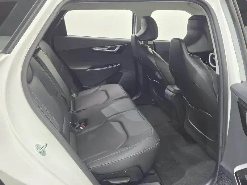 2023 Kia EV6 с пробегом 6 686 км