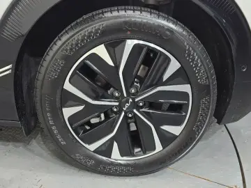 2023 Kia EV6 с пробегом 6 686 км