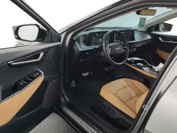 2022 Kia EV6 с пробегом 85 700 км
