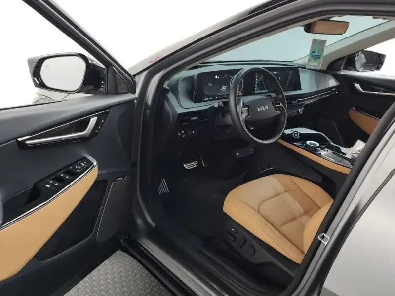 2022 Kia EV6 с пробегом 85 700 км