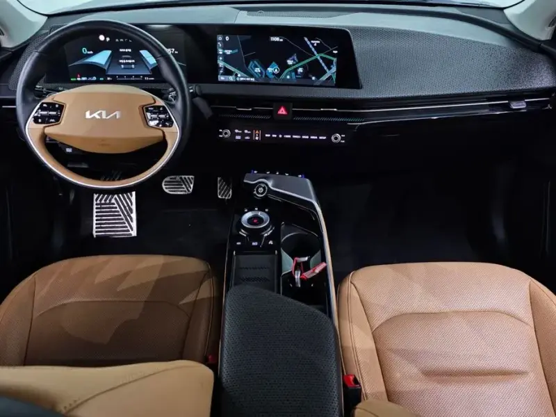 2023 Kia EV6 с пробегом 63 535 км