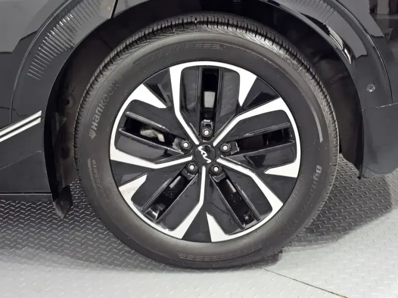 2023 Kia EV6 с пробегом 63 535 км