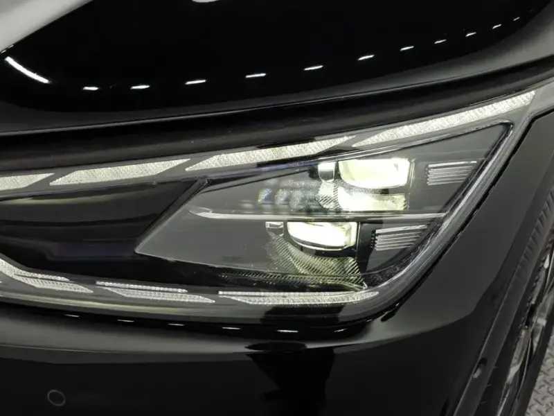 2023 Kia EV6 с пробегом 63 535 км