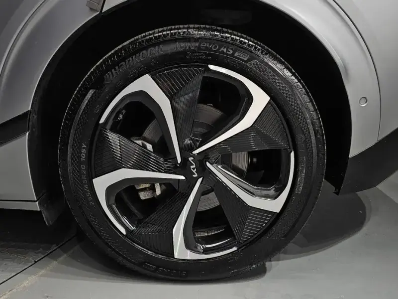 2022 Kia EV6 с пробегом 91 864 км