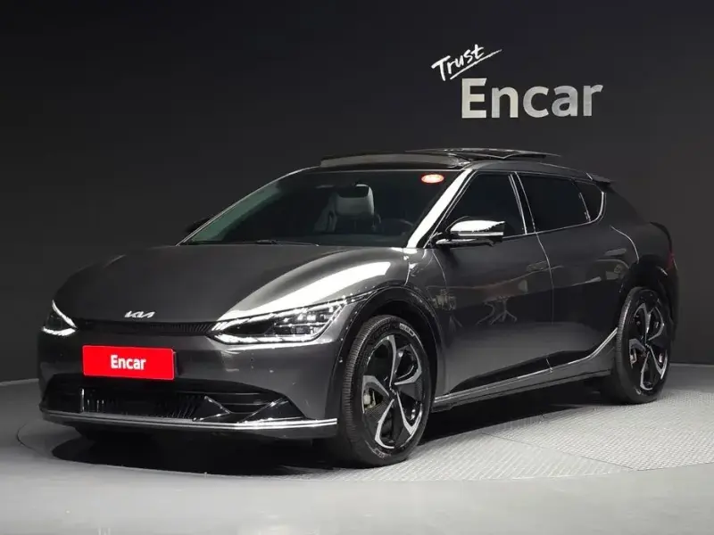 2023 Kia EV6 с пробегом 79 653 км