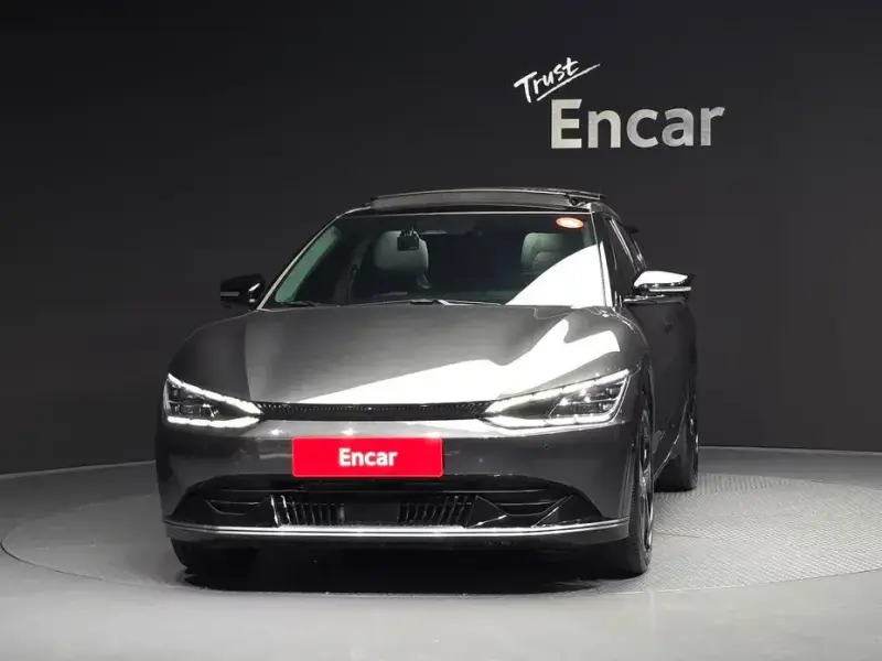 2023 Kia EV6 с пробегом 79 653 км