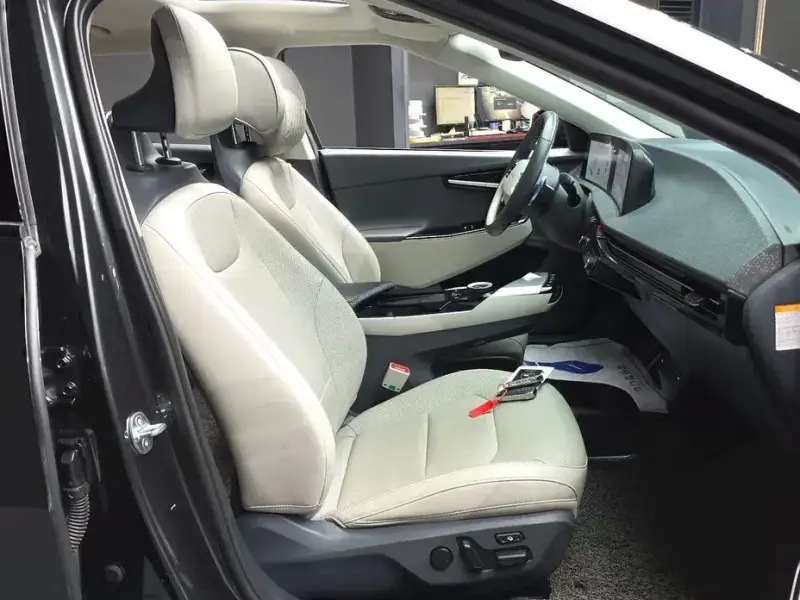 2023 Kia EV6 с пробегом 79 653 км