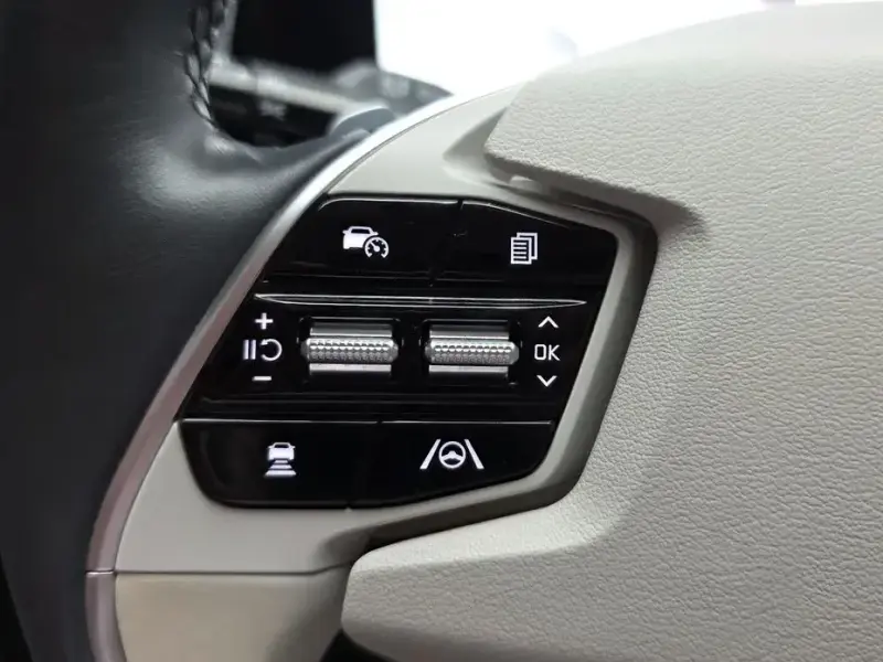2023 Kia EV6 с пробегом 79 653 км