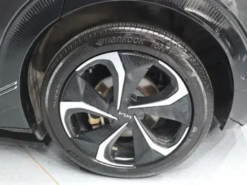 2023 Kia EV6 с пробегом 79 653 км