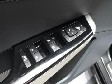 2023 Kia EV6 с пробегом 79 653 км