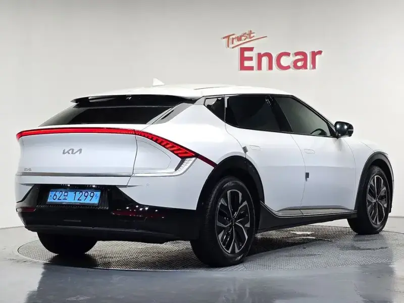 2023 Kia EV6 с пробегом 69 439 км