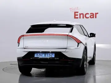 2024 Kia EV6 с пробегом 53 620 км