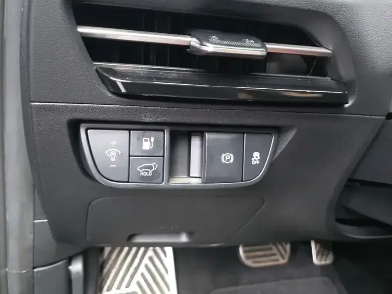 2023 Kia EV6 с пробегом 71 641 км