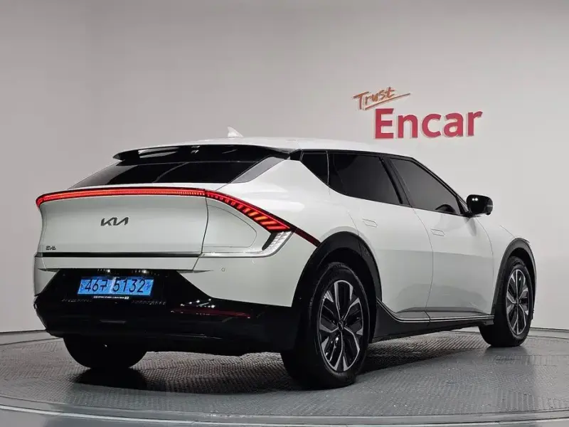 2024 Kia EV6 с пробегом 79 805 км