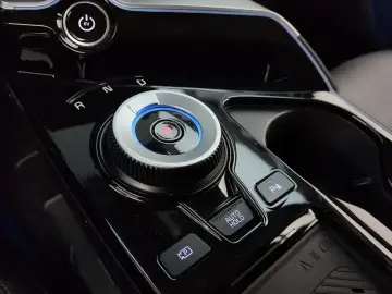 2024 Kia EV6 с пробегом 79 805 км