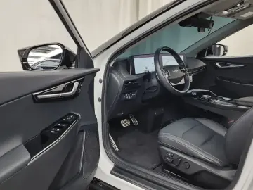 2024 Kia EV6 с пробегом 79 805 км