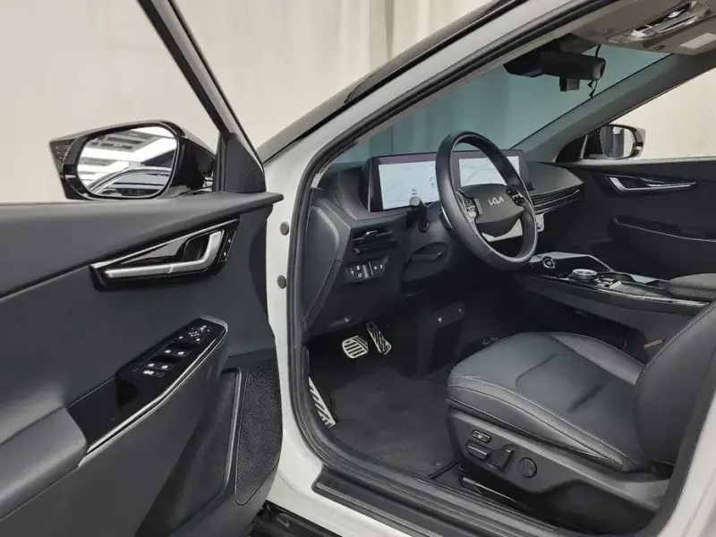 2024 Kia EV6 с пробегом 79 805 км