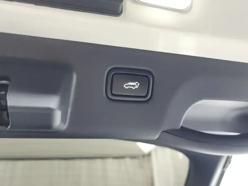 2024 Kia EV6 с пробегом 79 805 км