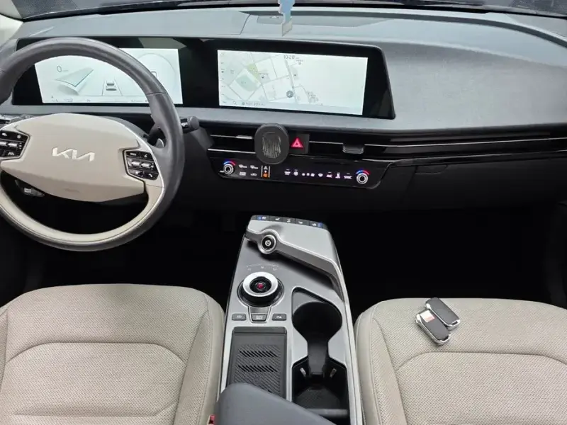 2023 Kia EV6 с пробегом 96 386 км