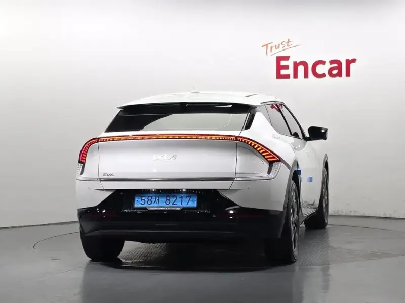 2024 Kia EV6 с пробегом 36 492 км