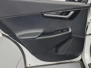 2024 Kia EV6 с пробегом 36 492 км