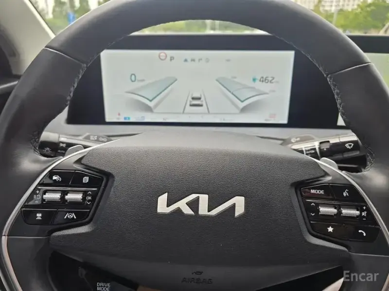 2022 Kia EV6 с пробегом 48 512 км