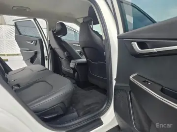 2022 Kia EV6 с пробегом 48 512 км